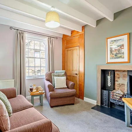 1 Bed In Robin Hoods Bay Oc-g0186