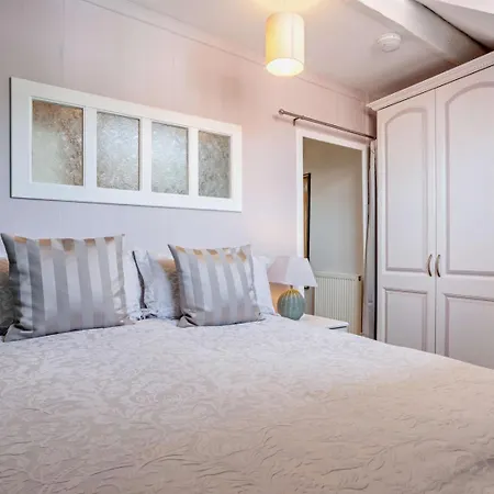 Holiday home 1 Bed In Robin Hoods Bay Oc-g0186