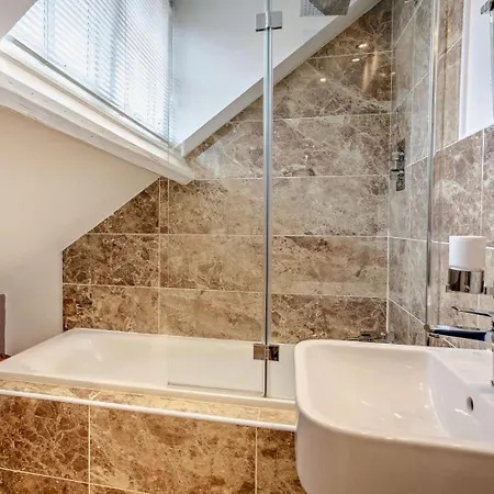1 Bed In Robin Hoods Bay Oc-g0186 * Robin Hood's Bay