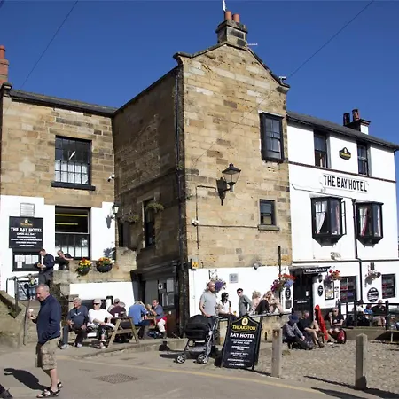 1 Bed In Robin Hoods Bay Oc-g0186 *